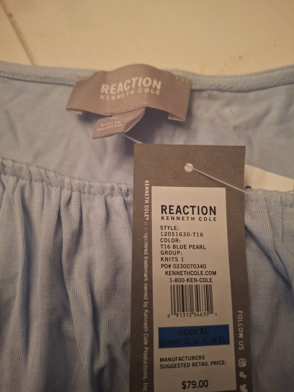 Kenneth Cole Reaction Light Blue Pearl Top